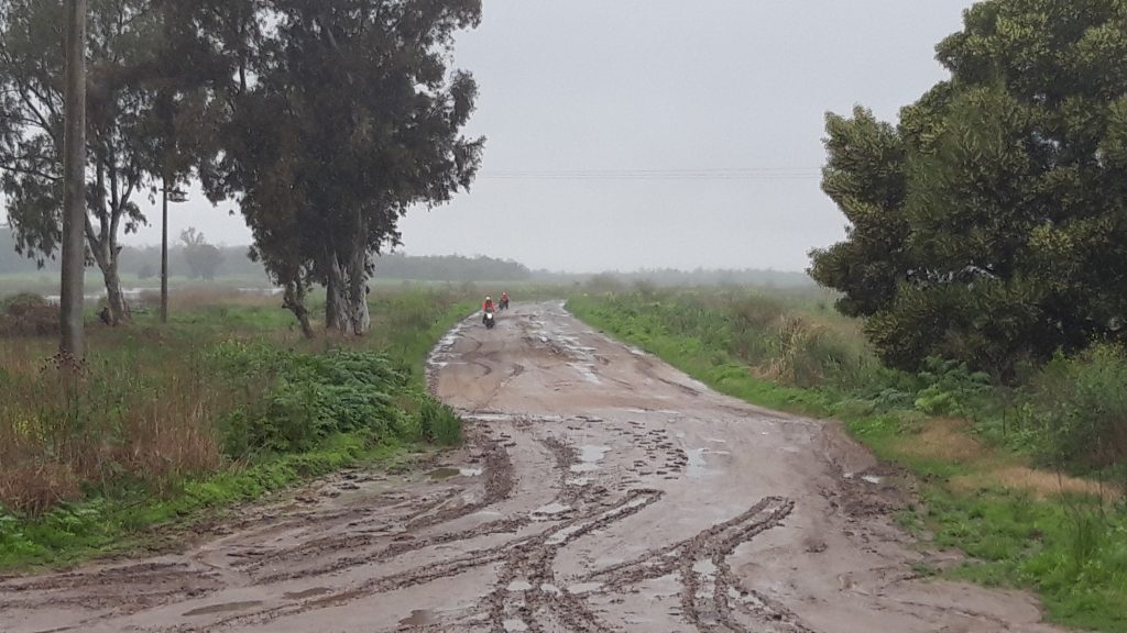 1 km de route de boue
